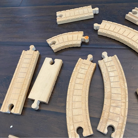 Learning Curve learning curve rc2 thomas wooden railway 2  Thomas and friends wooden railway tracks 20 pieces